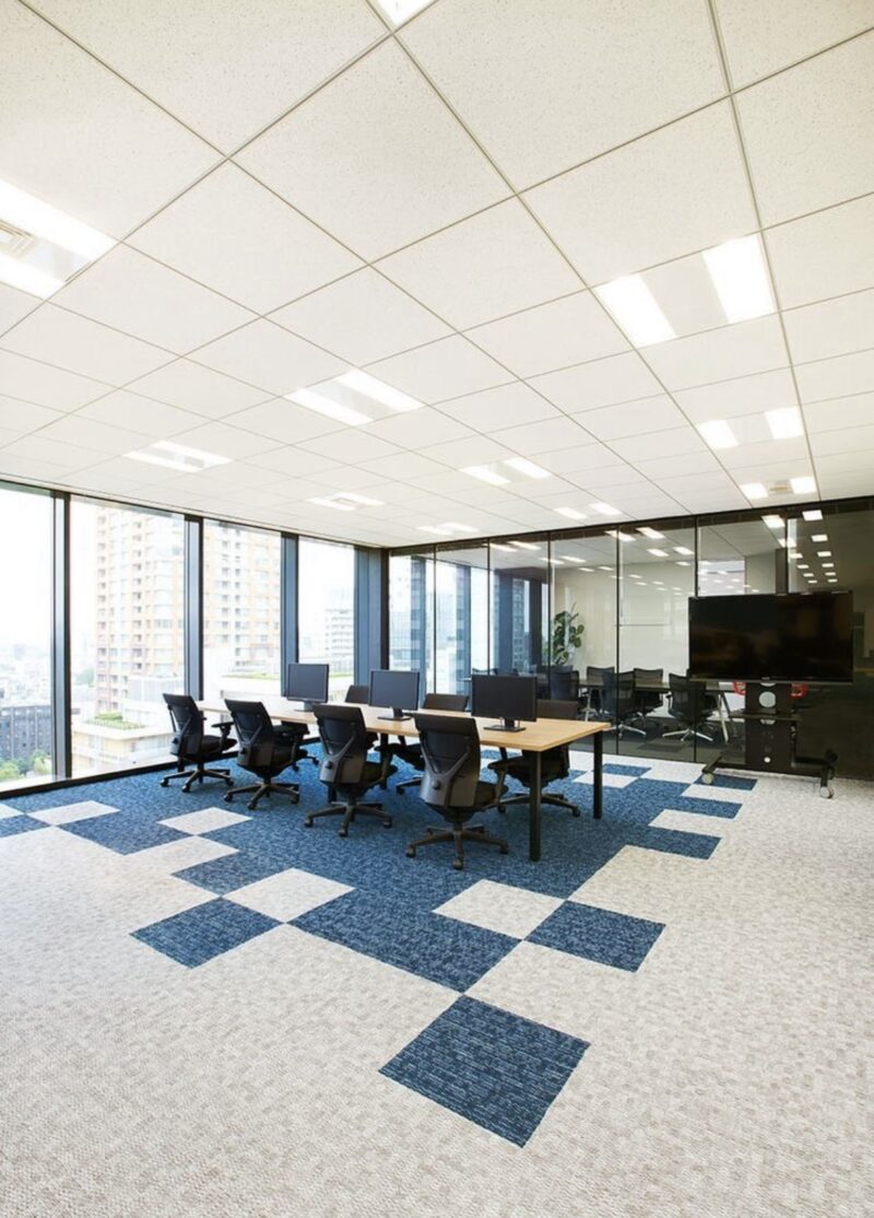 Woolen  carpet tiles